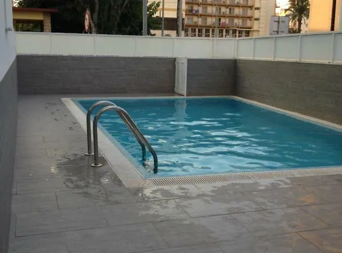 Cala Blanca Solo Familias Апартаменты *
